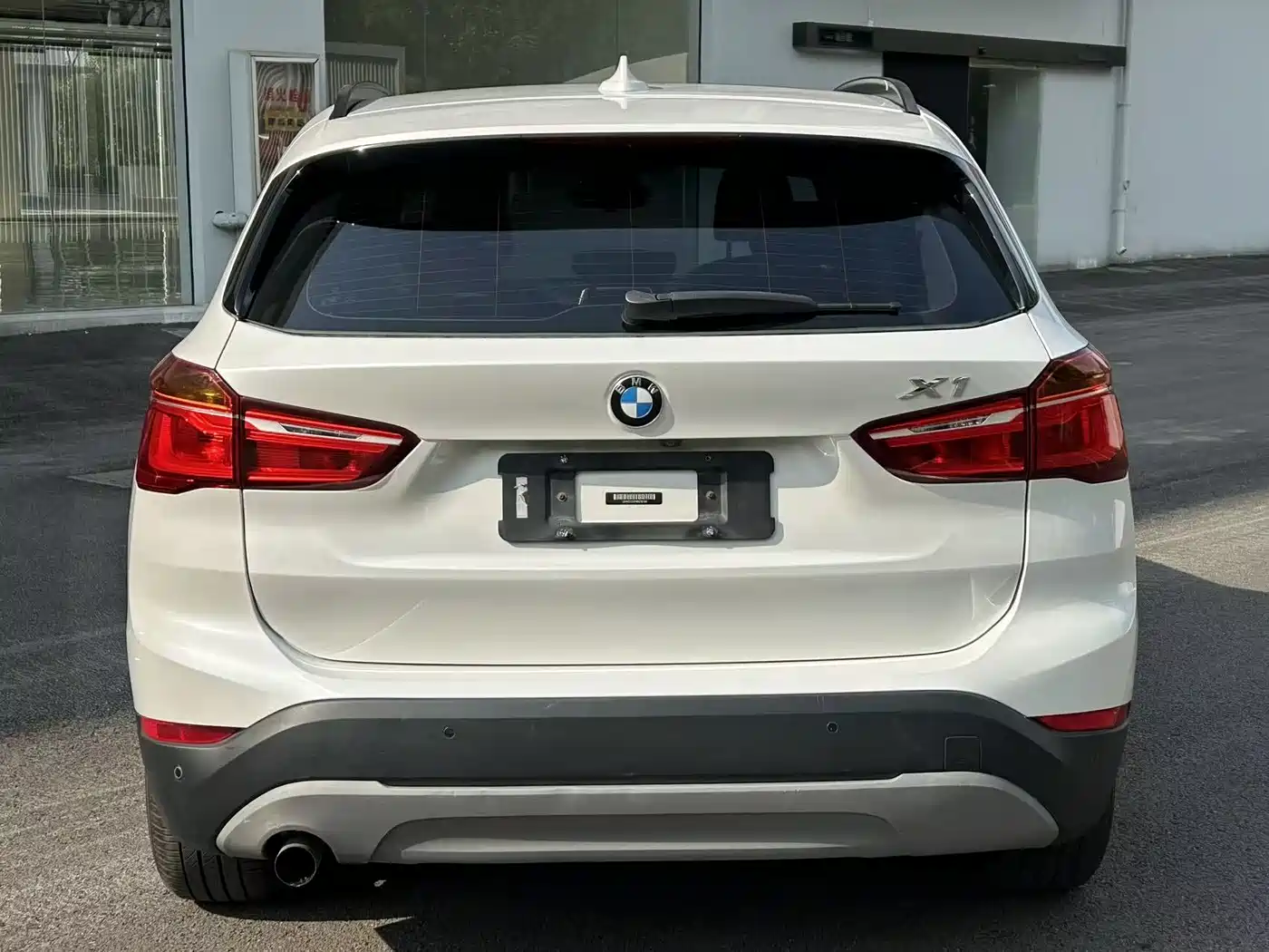 BMW X1 2016 sDrive18Li Premium Model фото 16