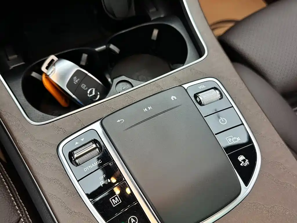 Mercedes-Benz GLC 2022 GLC 300 L 4MATIC Dynamic Collector's Edition фото 17