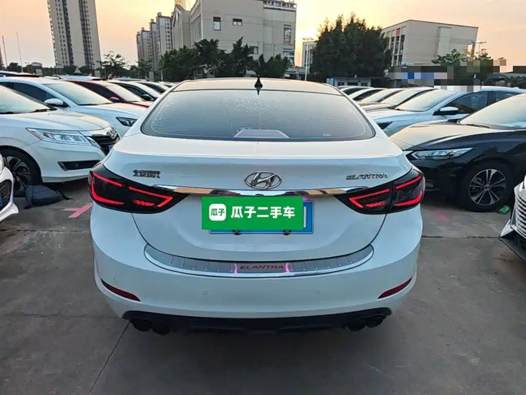 Hyundai Langdong 2016 1.6L Automatic Smart Edition фото 6