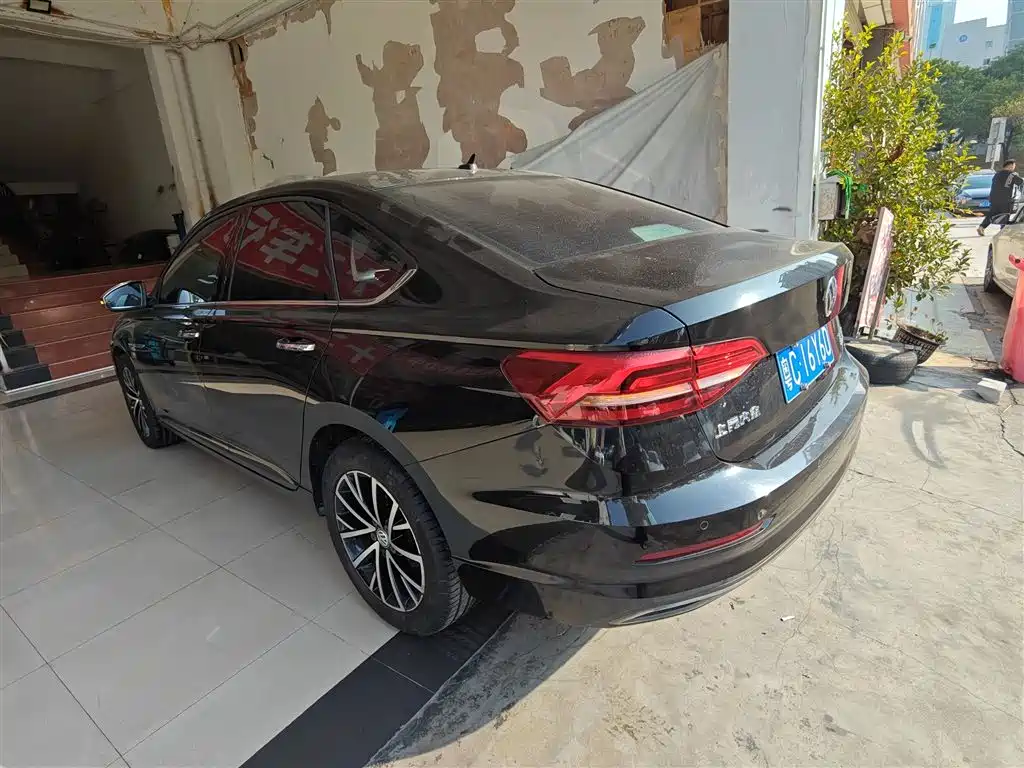 Volkswagen Lavida 2018 280TSI DSG Luxury Edition China V фото 23