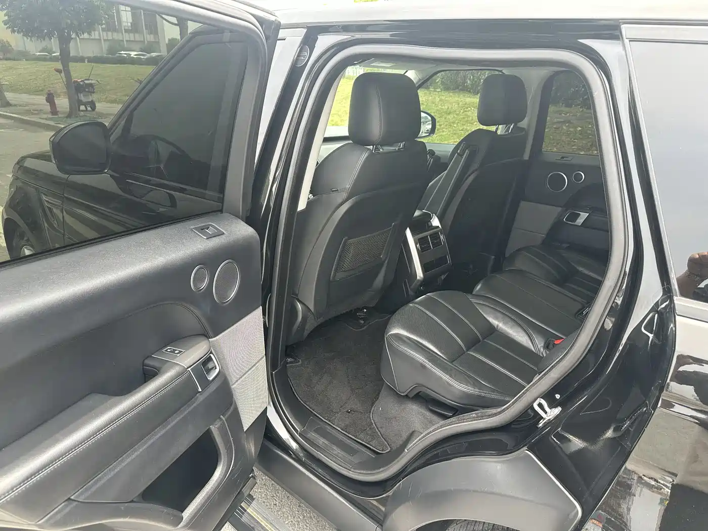 Land Rover Range Rover Sport 2017 3.0 SC V6 SE фото 12