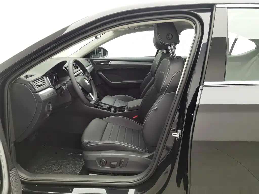 Skoda Superb, миниатюра 10