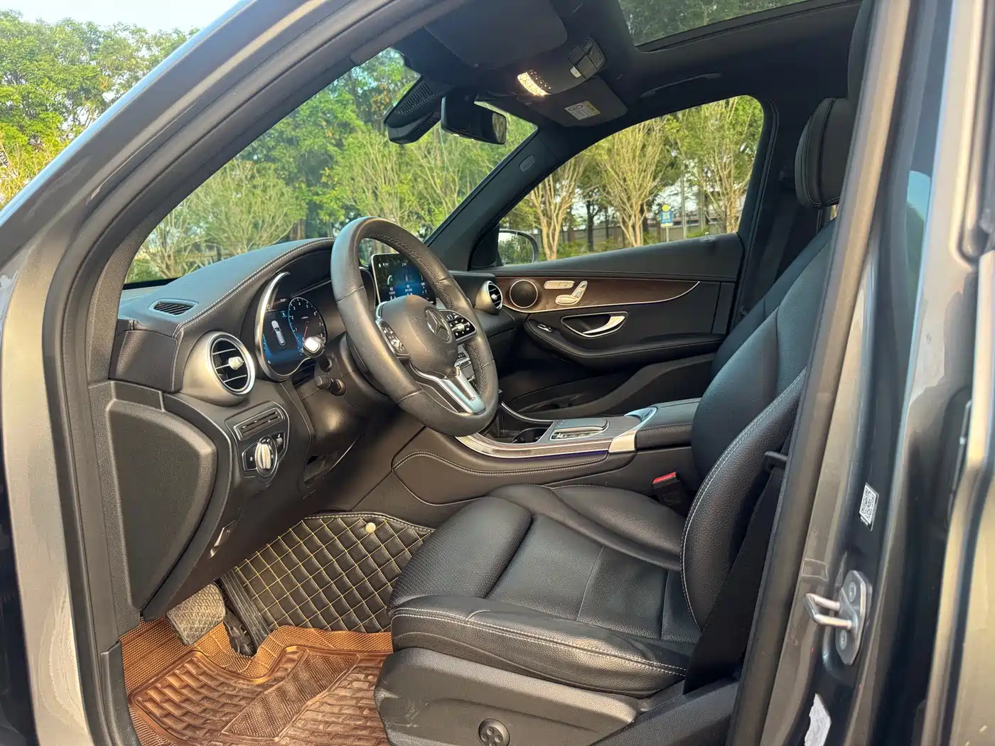 Mercedes-Benz GLC 2021 GLC 260 L 4MATIC Luxury фото 4
