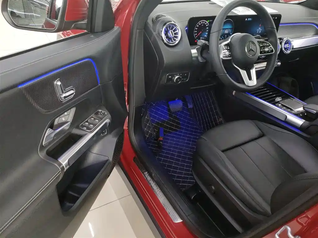 Mercedes-Benz GLB 2021 GLB 200 Dynamic фото 16
