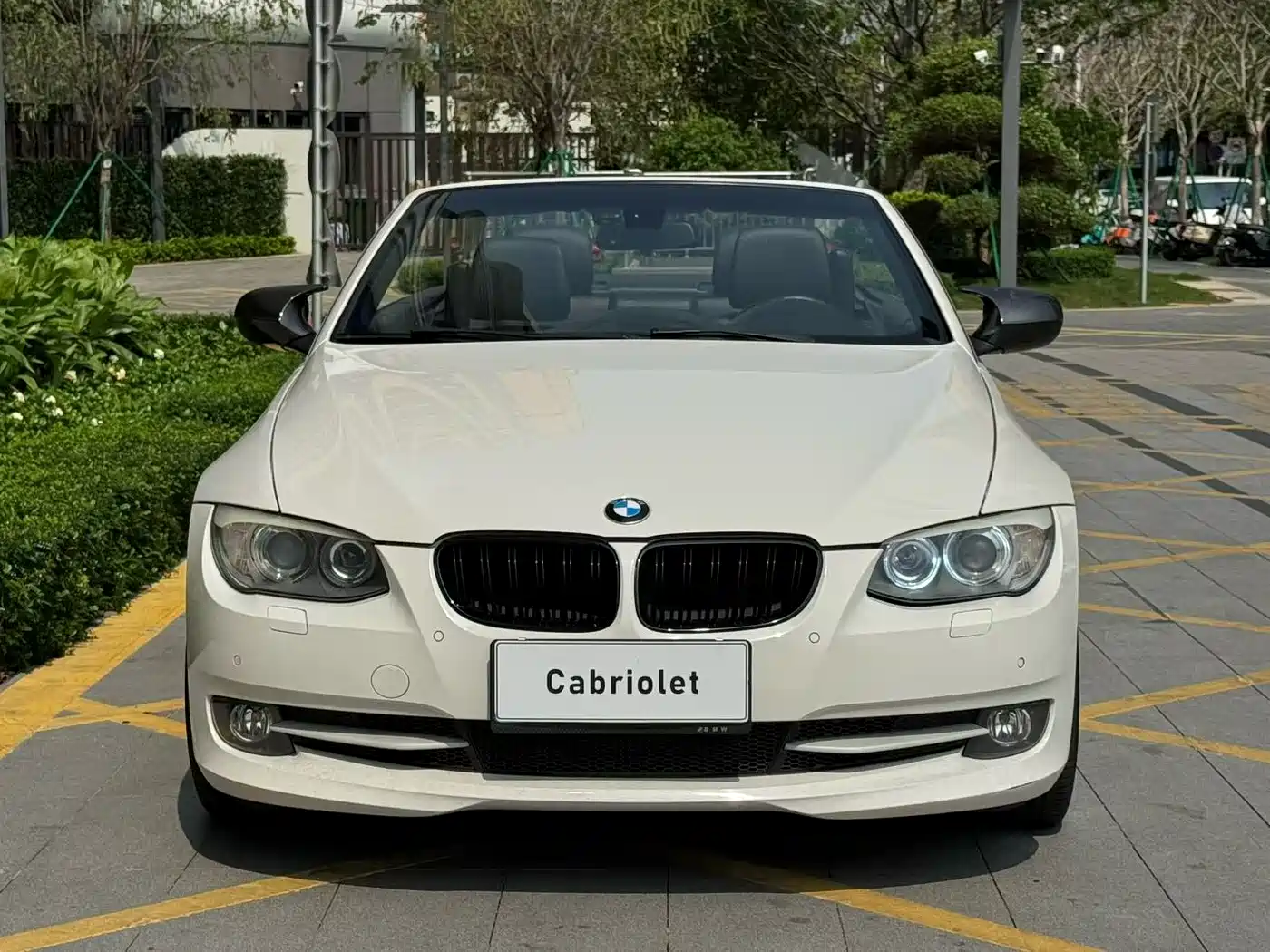 BMW 3 Series (Import) 2011 330i Convertible Coupe