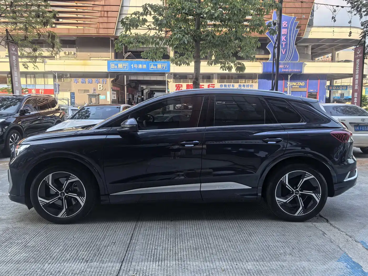 Audi Q4 e-tron 2024 40 e-tron Creation Edition фото 6