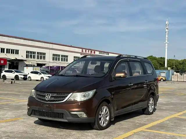 Baojun Baojun 730 2014 1.5L Manual Comfort 7-seater
