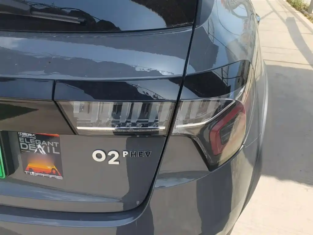 Lynk & Co 02 New Energy 2019 Edition 1.5T PHEV Pro фото 8