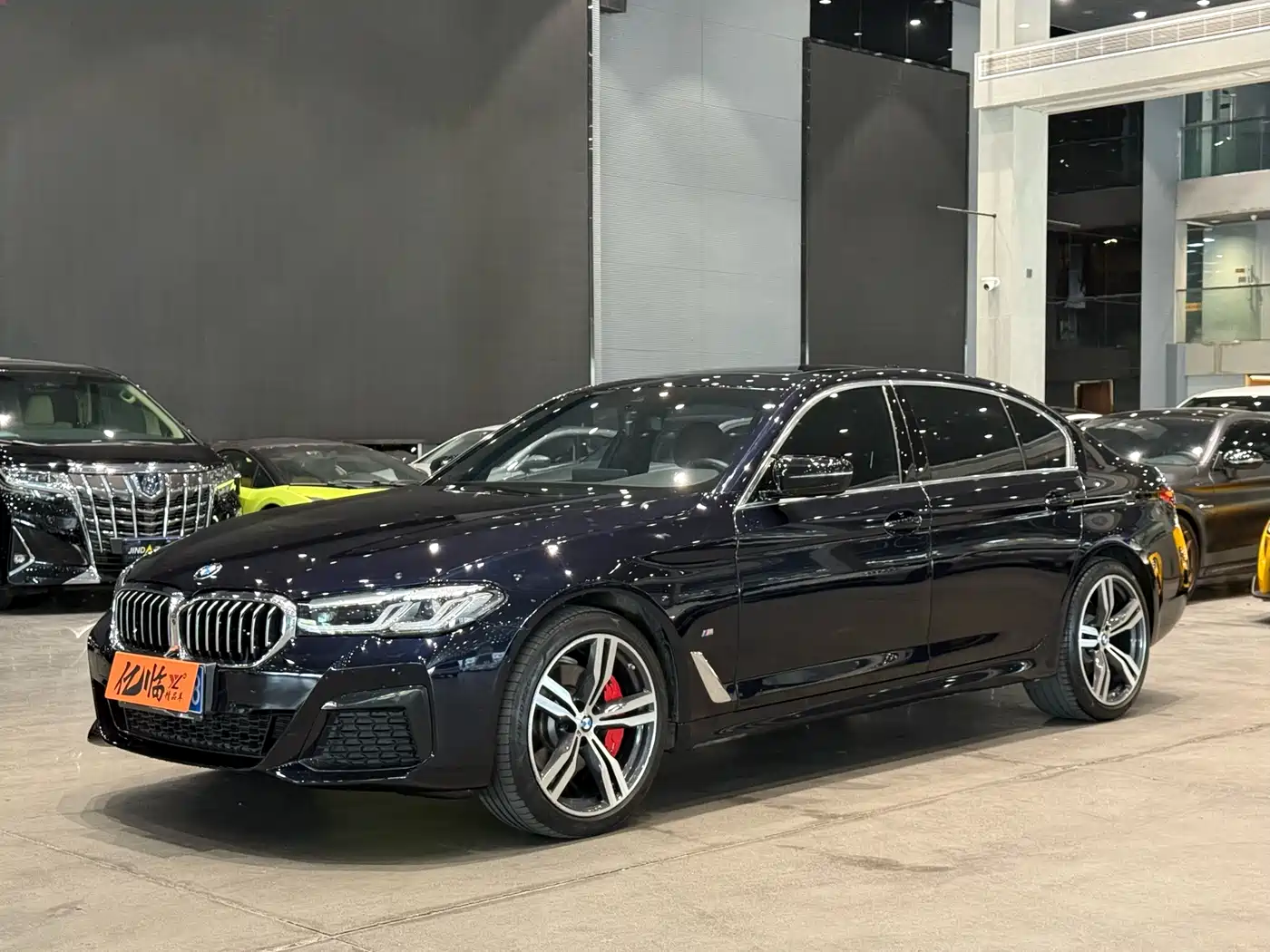 BMW 5 Series 2023 Facelift 530Li Leading M Sport Package