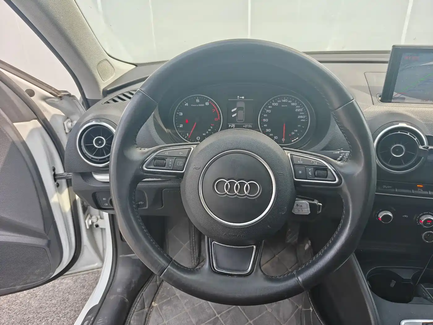 Audi A3 2014 Sportback 35 TFSI Automatic Fashion фото 9