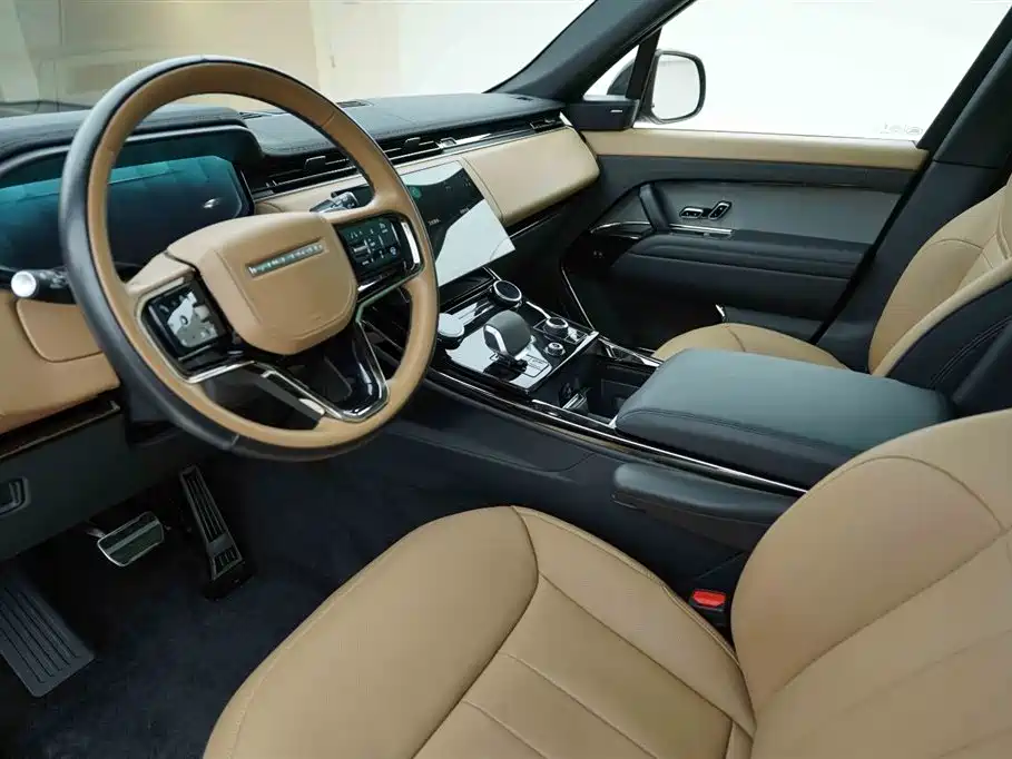 Land Rover Range Rover Sport 2023 400PS Dynamic SE фото 3