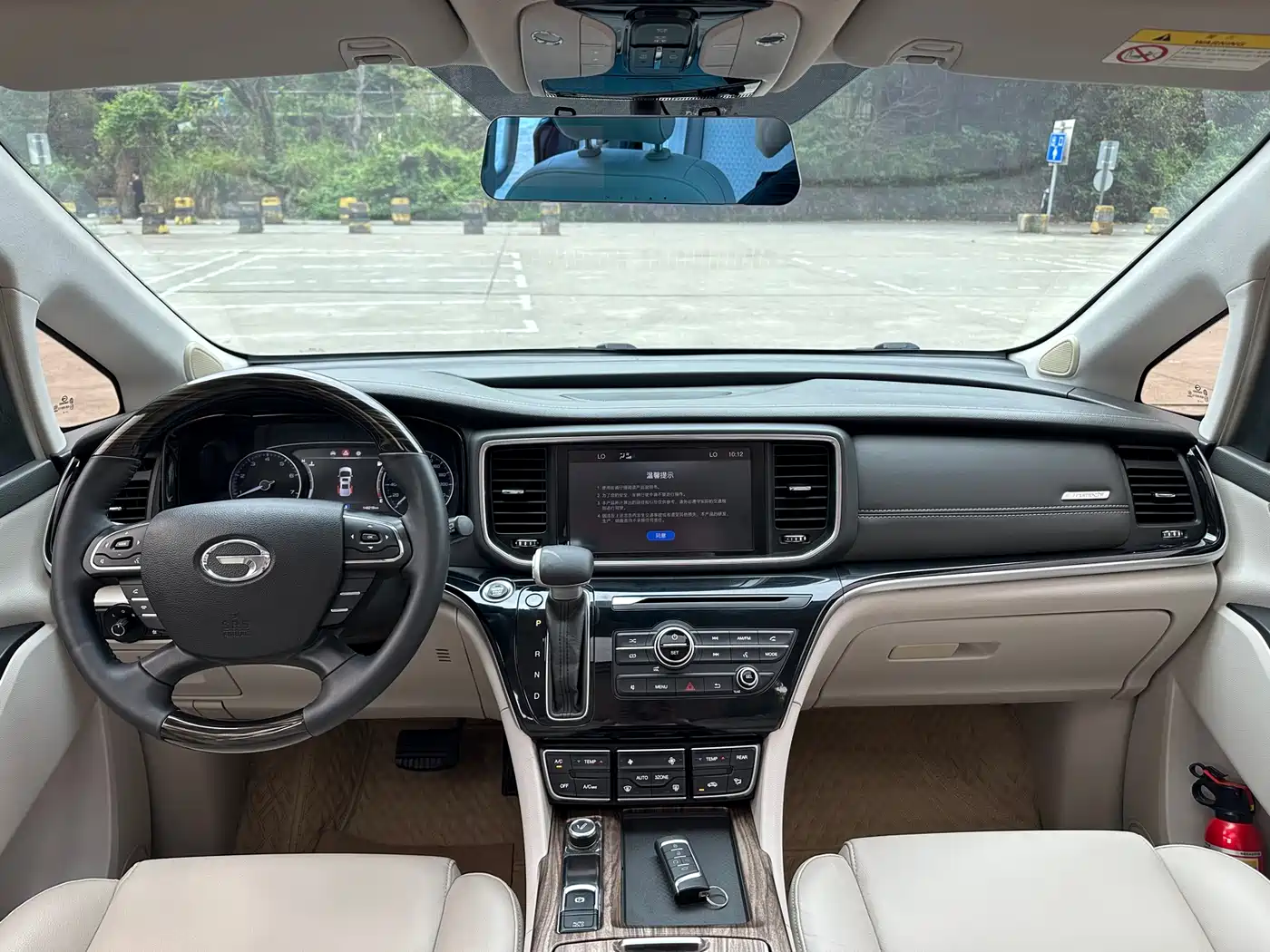 GAC Trumpchi Trumpchi M8 2018 320T Luxury Edition фото 4