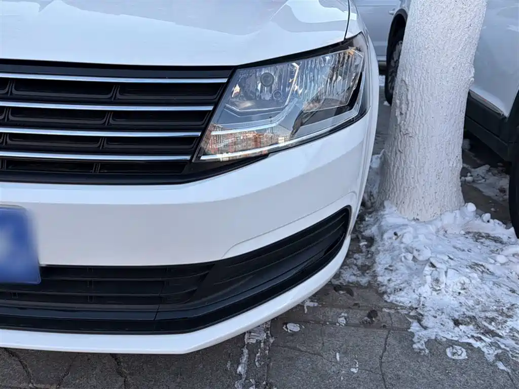 Volkswagen Lavida 2018 Classic 1.5L Manual Trend China VI фото 9