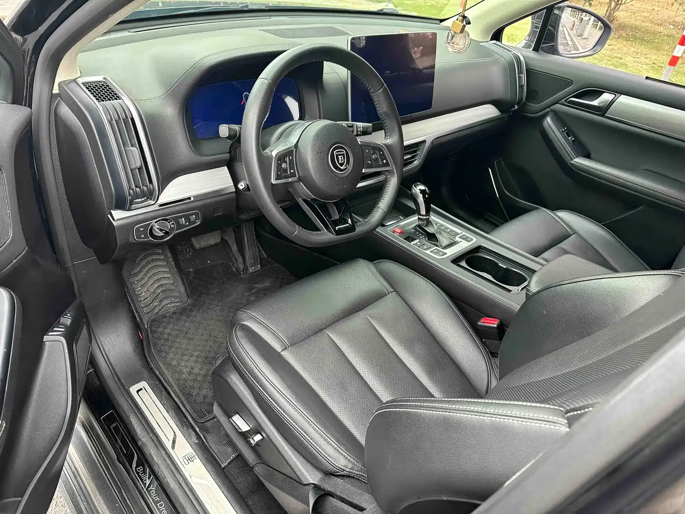 BYD TANG