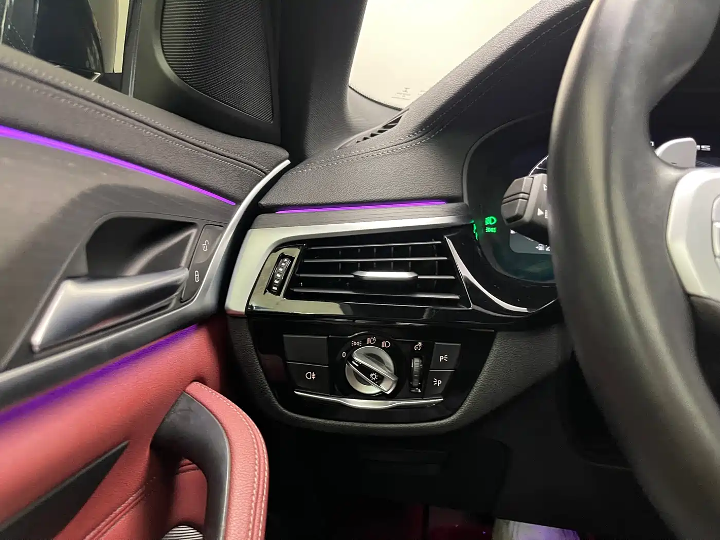 BMW 5 Series 2022 Model Second Facelift 530Li Leading M Sport Package фото 18