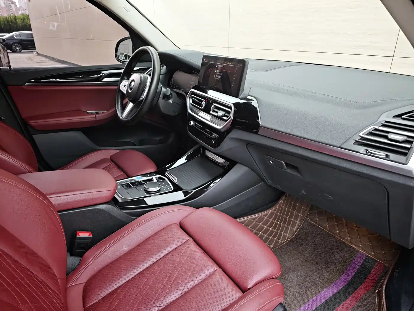 BMW iX3 2024 Leading Edition фото 15