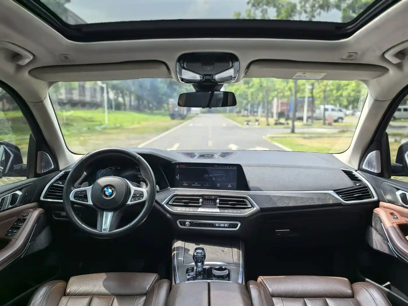 Photo 9 - BMW X5 (Import)