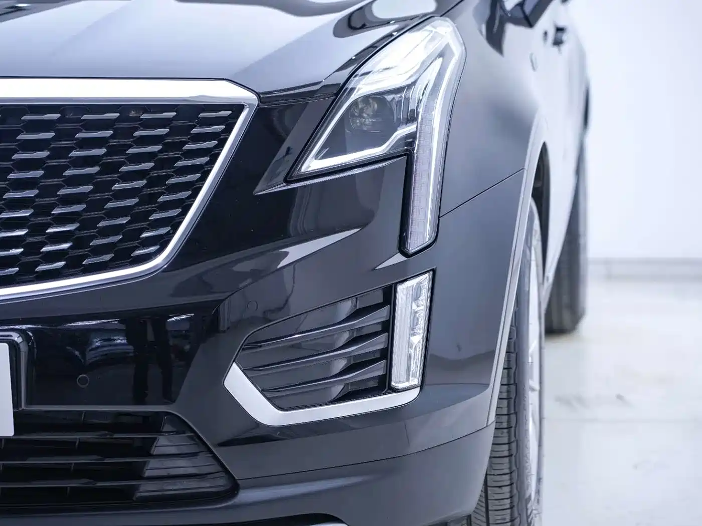 Cadillac XT5 2022 2.0T 2WD Luxury фото 9