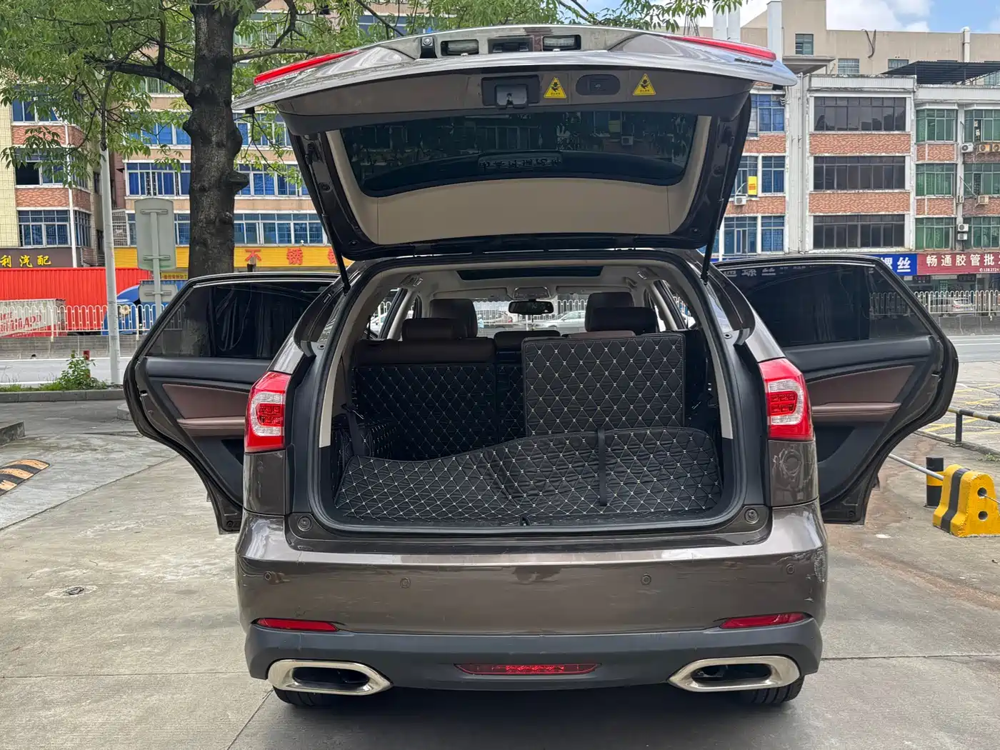 BYD Tang New Energy 2017 Model 2.0T Full-time 4WD Elegance фото 8
