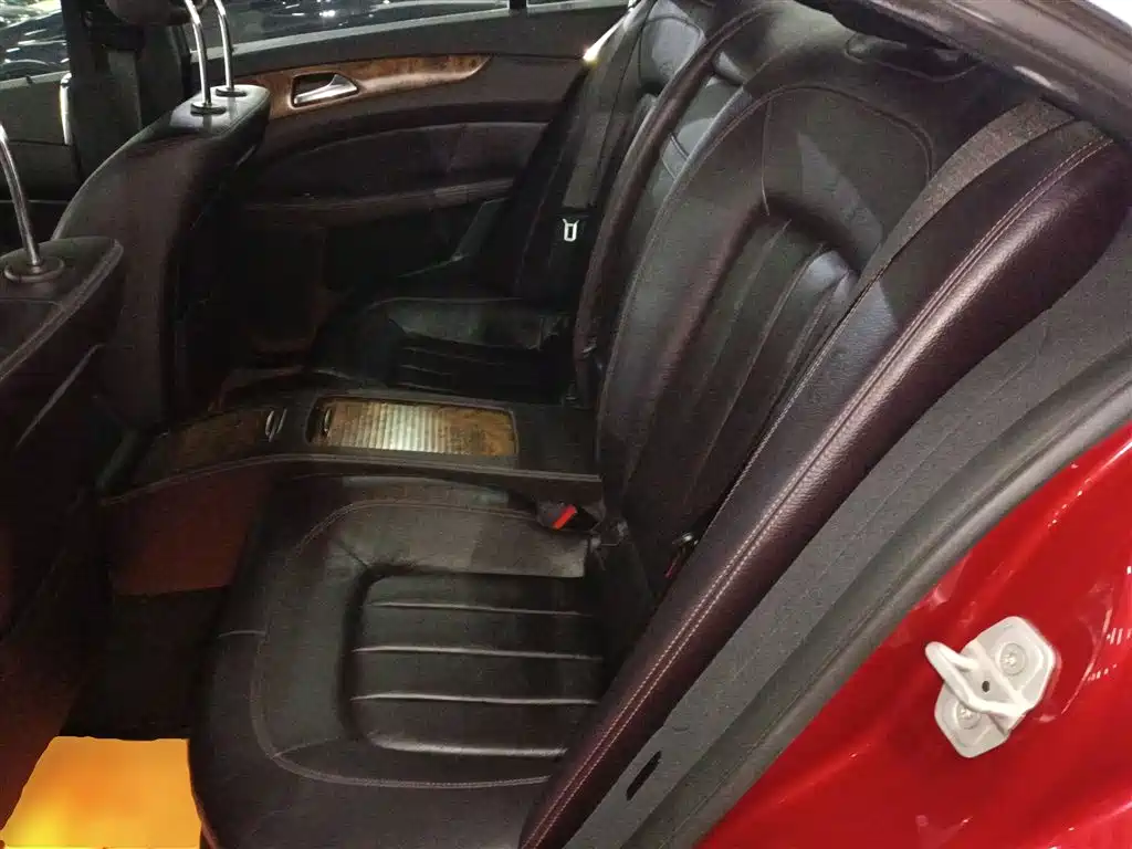 Mercedes-Benz CLS 2012 CLS 300 CGI фото 17