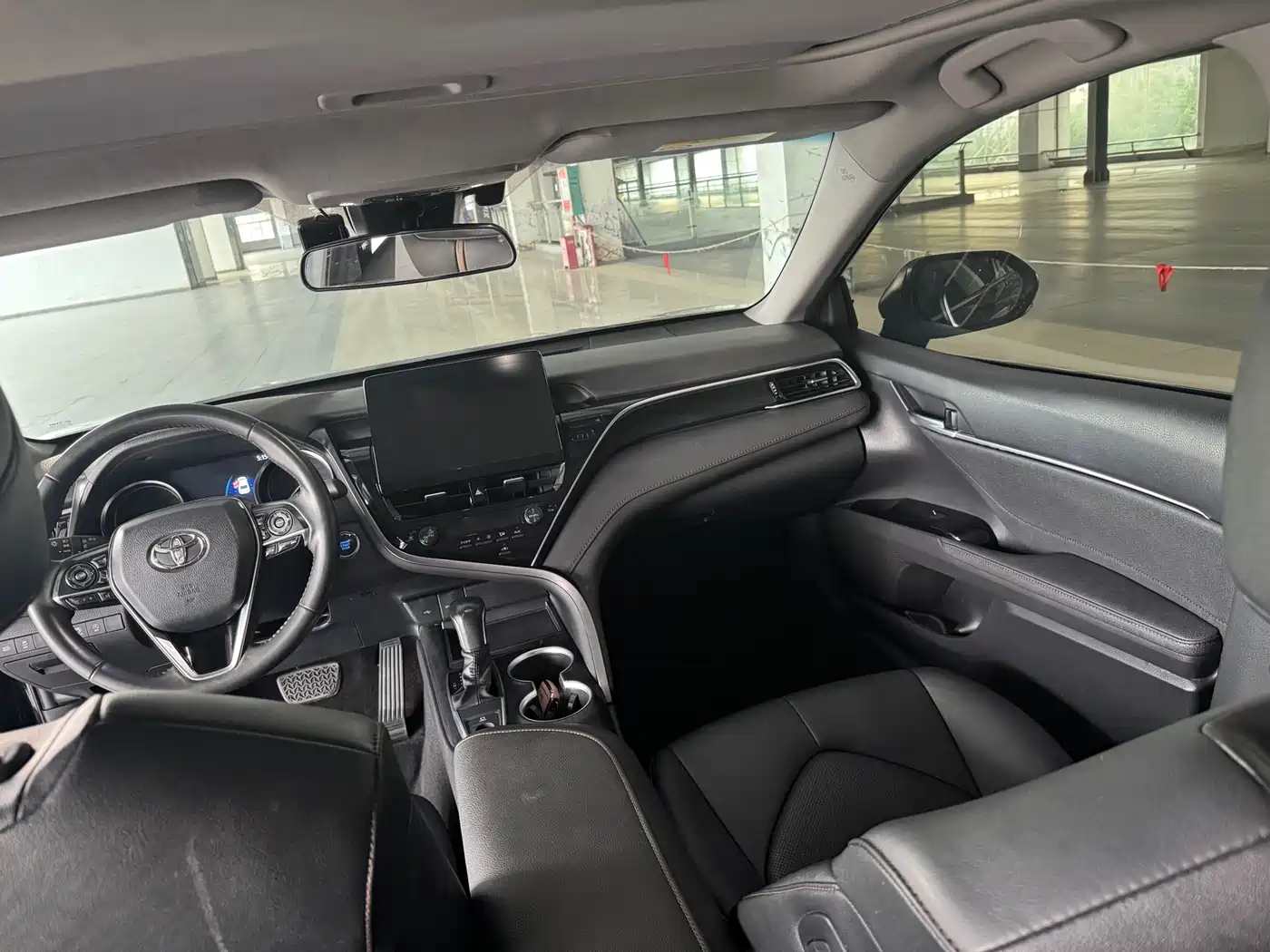 Toyota Camry 2021 2.0G Luxury Edition фото 8