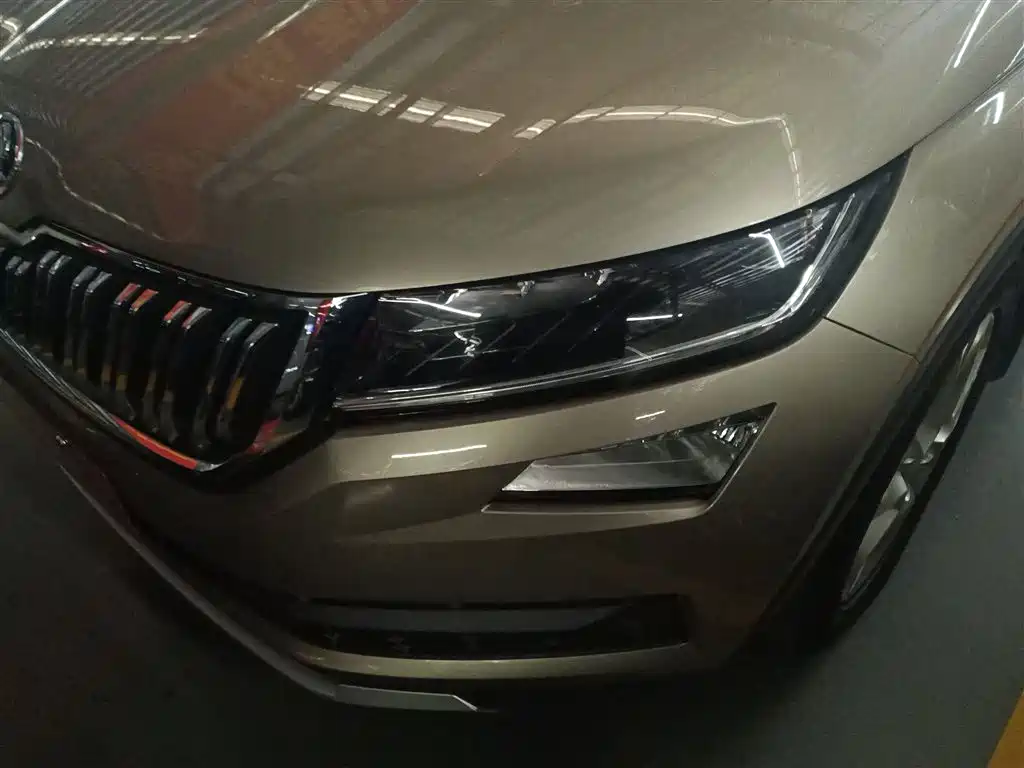 Škoda Kodiaq 2018 Facelift TSI330 5-seat 2WD Premium Luxury Edition фото 24