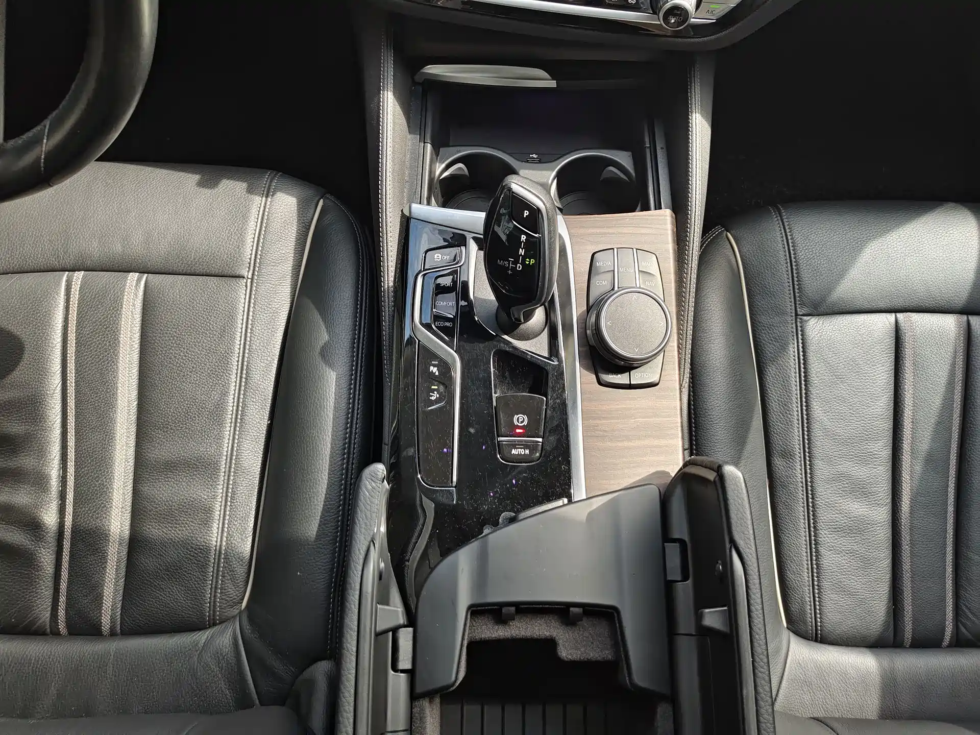 Фото 15 - BMW 6 Series GT