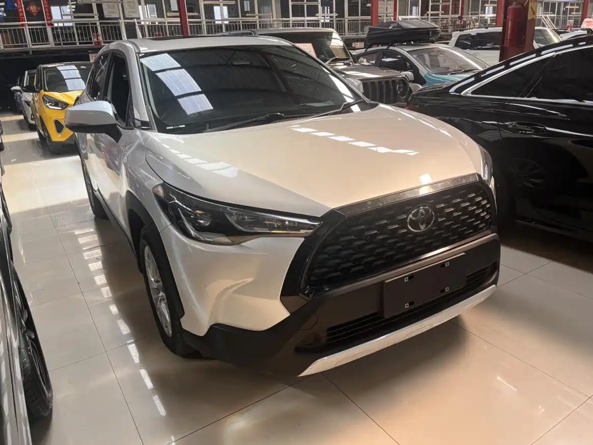 Toyota Corolla Cross 2023 2.0L Elite Edition фото 3