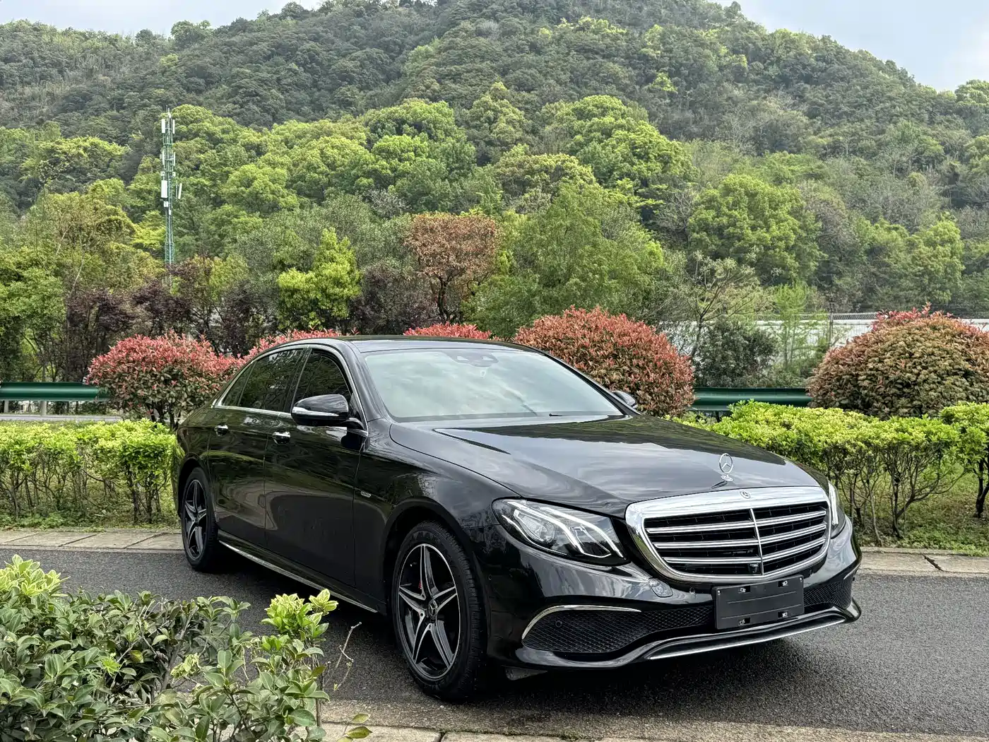 Mercedes-Benz E-Class 2020 Facelift E 300 L Exclusive фото 3