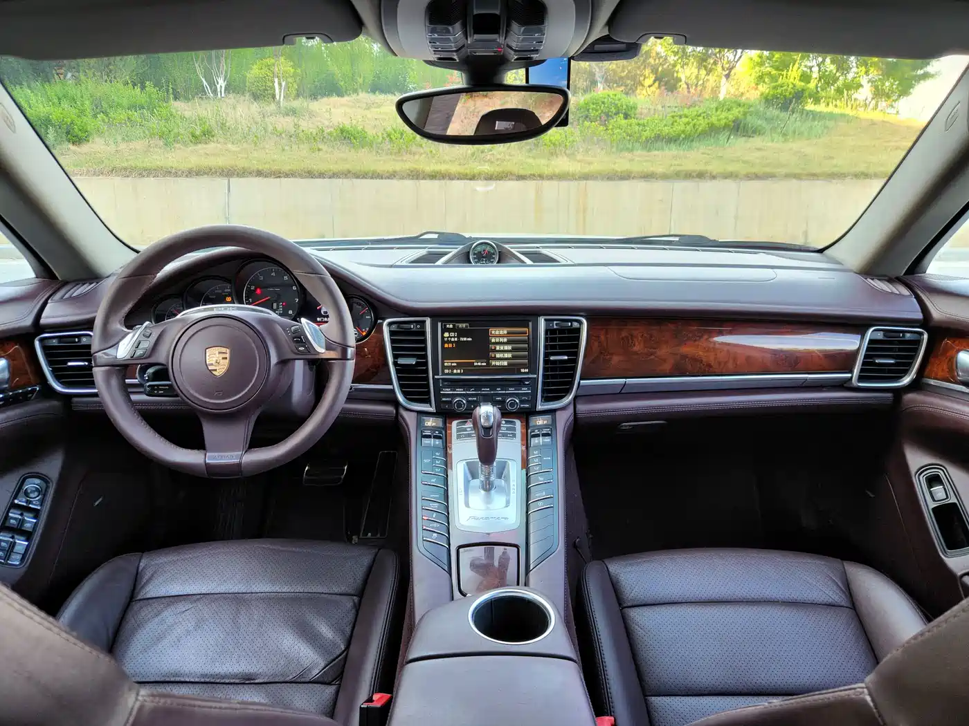 Porsche Panamera 2010 Panamera 4 3.6L фото 13