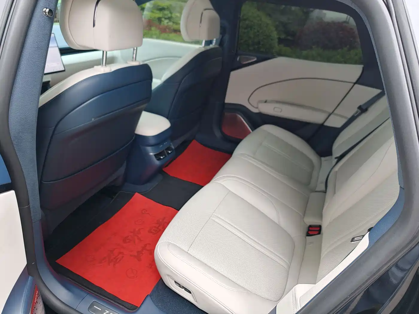 ZEEKR EXTREME KRYPTON 007