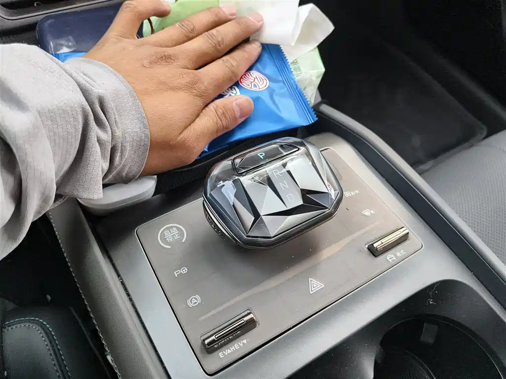 BYD Qin L 2025 DM-i Smart Drive Edition 80KM Leading фото 7