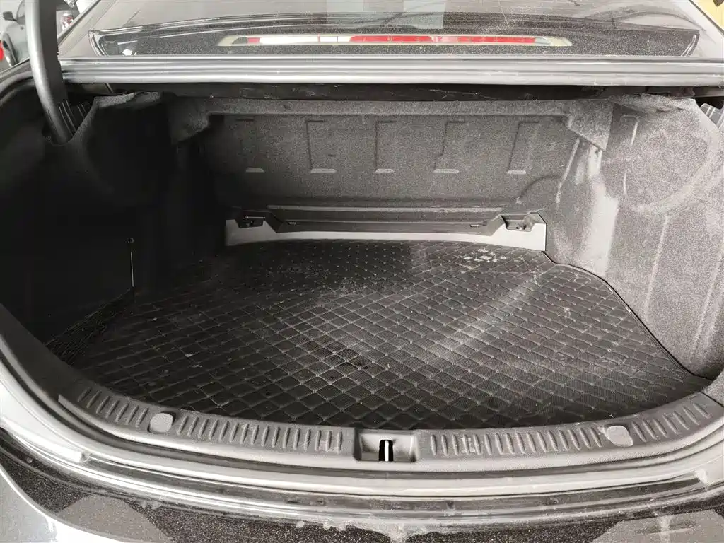 Mercedes-Benz E-Class 2023 E 260 L 4MATIC фото 9