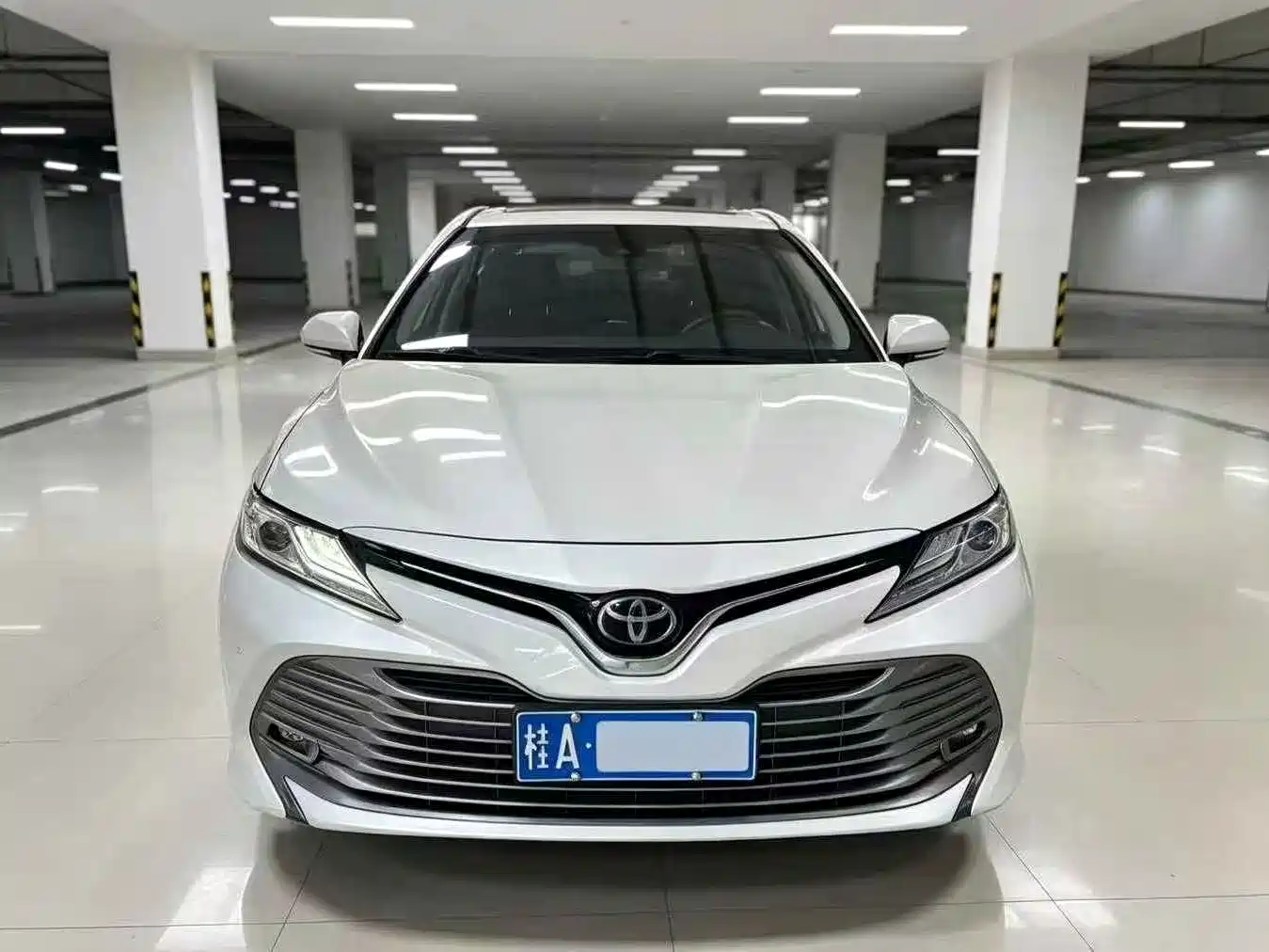 Toyota Camry 2019 2.0G Luxury (China V) фото 2