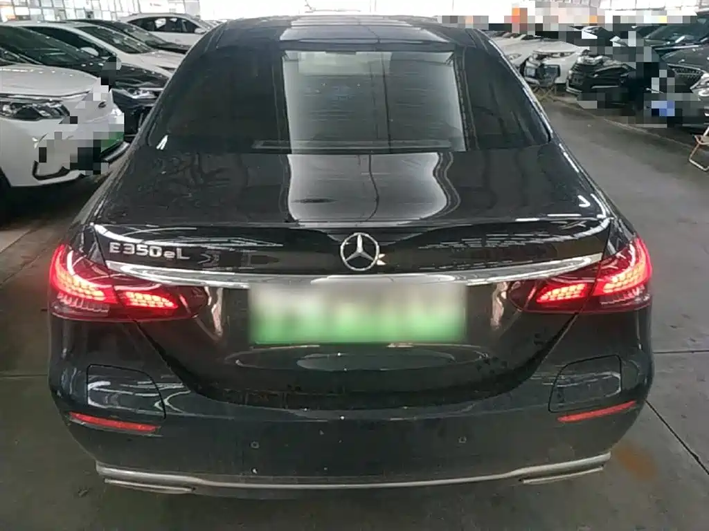 Mercedes-Benz E-Class New Energy 2022 Facelift III E 350 e L Plug-in Hybrid Sedan фото 5