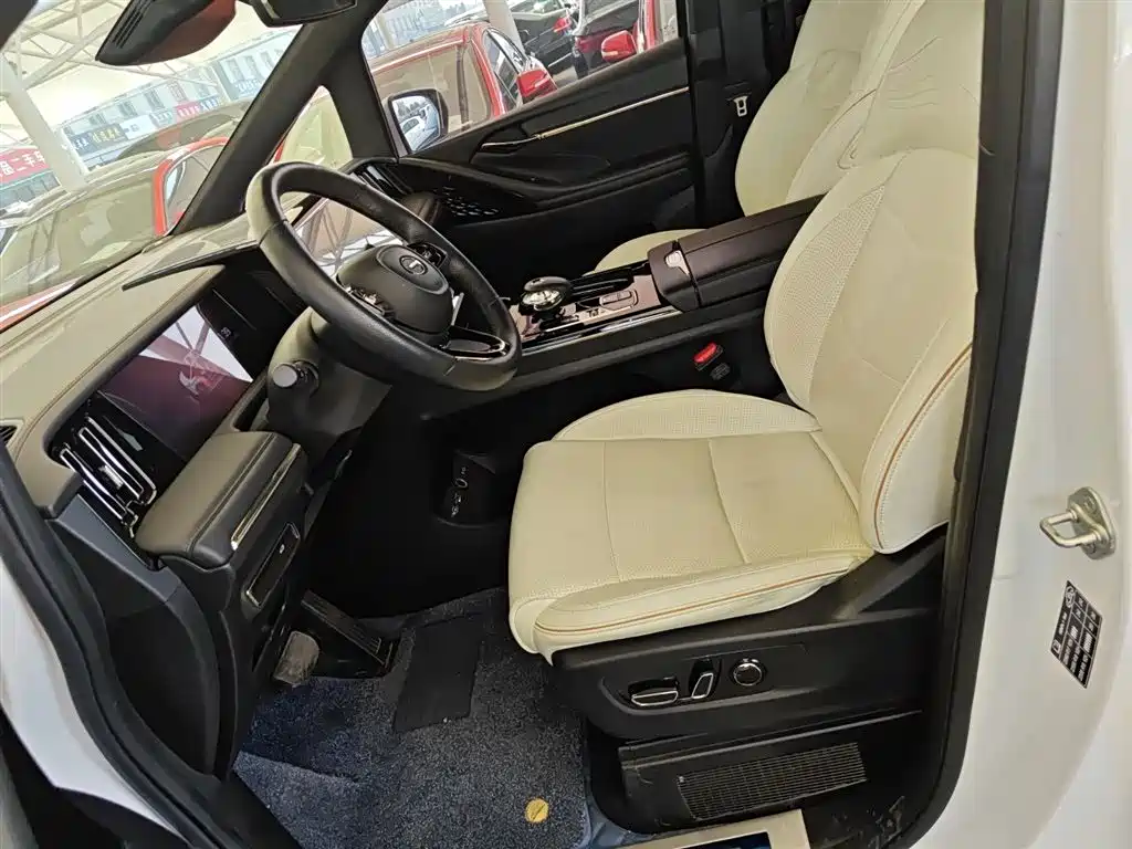 GAC Trumpchi Trumpchi M8 2023 Model Master Series 400T Flagship Edition фото 15