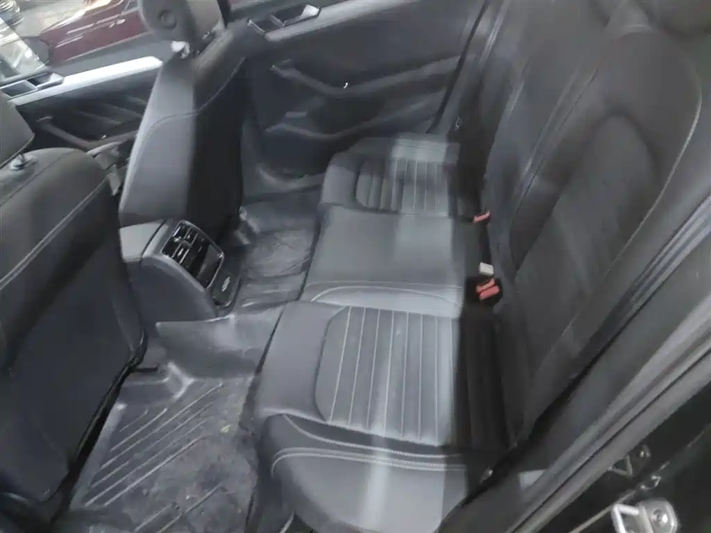 Volkswagen Magotan 2025 Popular Edition 280TSI DSG Comfort фото 14