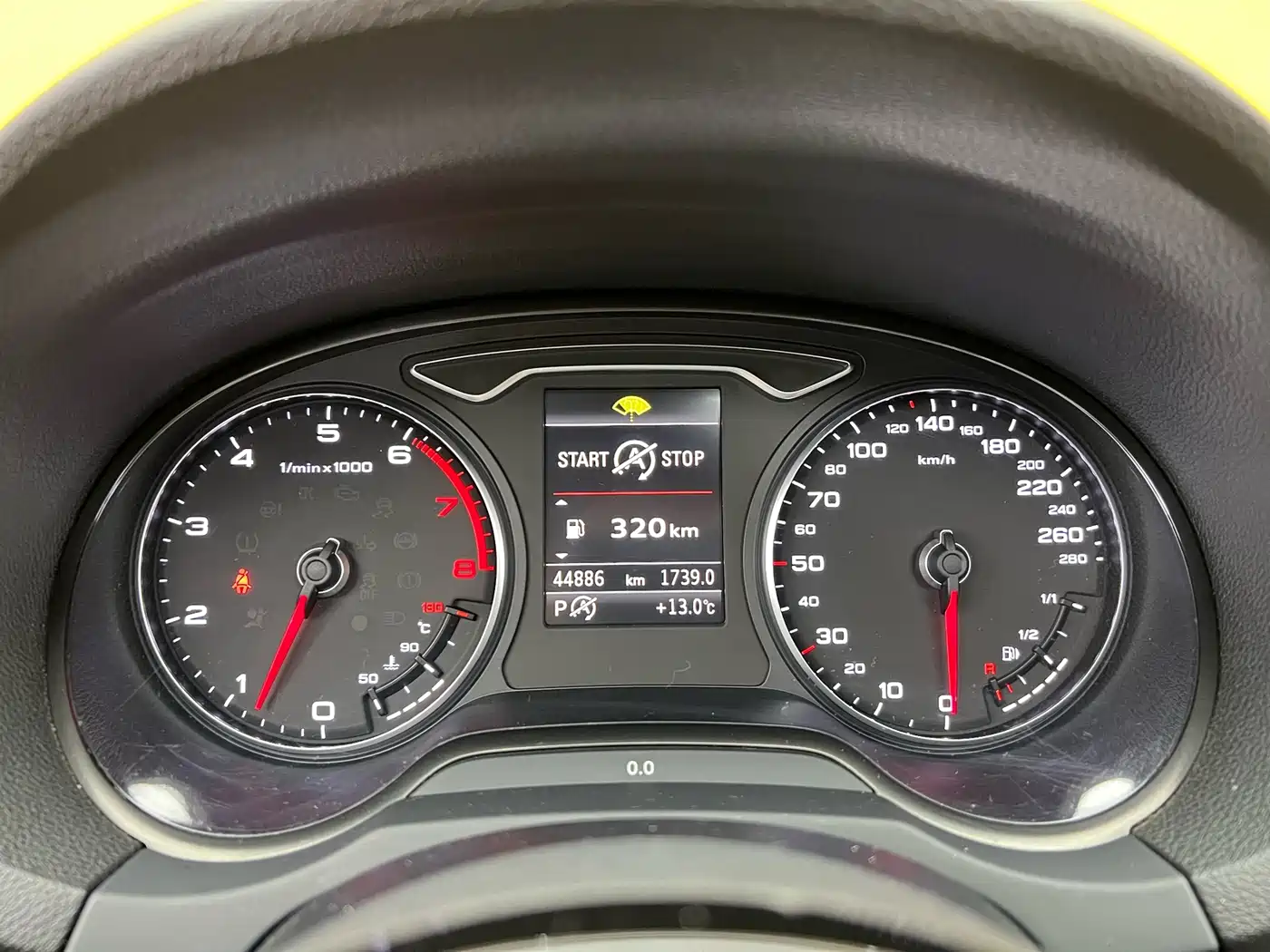 Audi A3 2015 Sportback 40 TFSI Automatic Comfort фото 19
