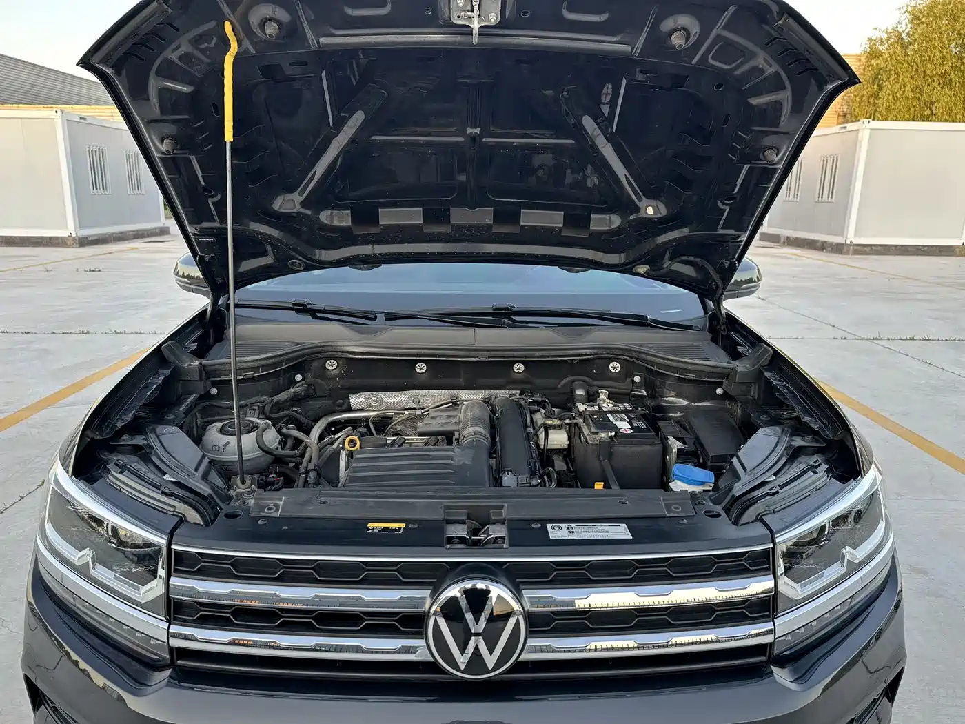 Volkswagen Tharu 2022 280TSI FWD Luxury Edition фото 17