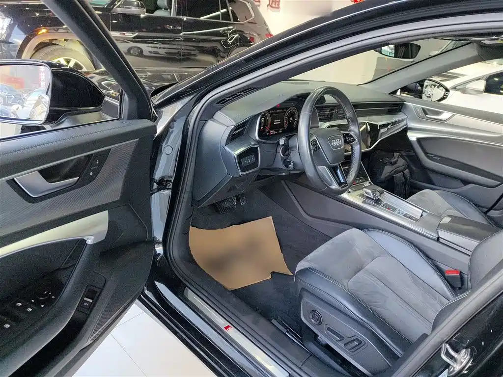Audi A6L 2022 40 TFSI Luxury Dynamic фото 16