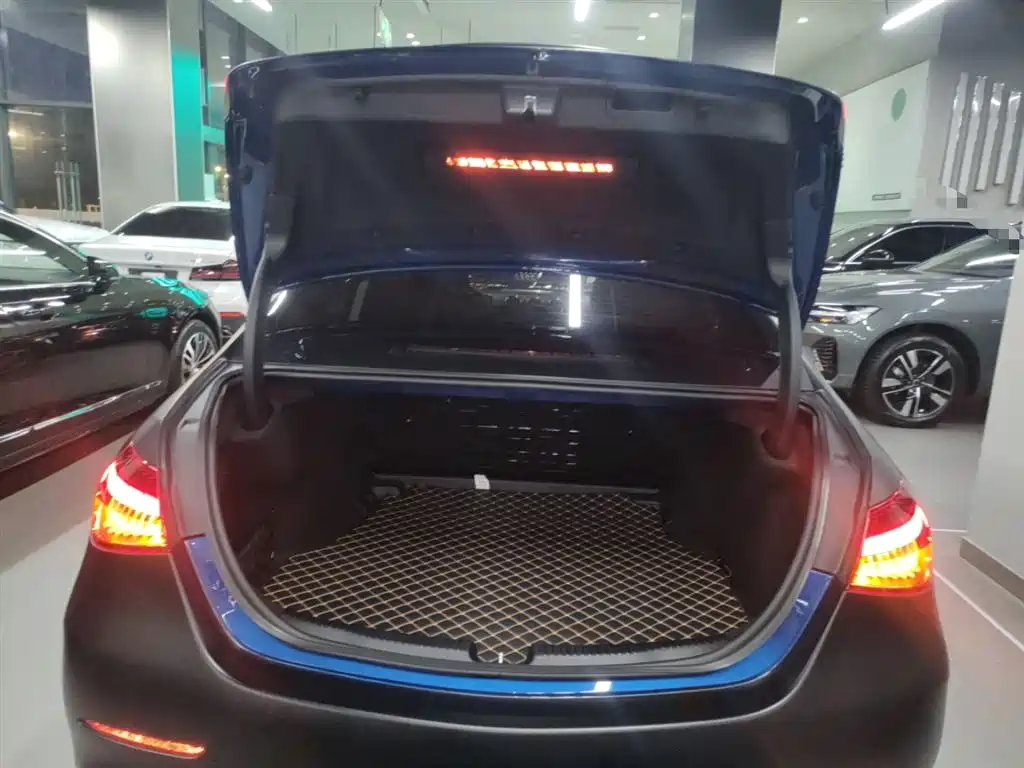 Mercedes-Benz C-Class 2022 Facelift C 200 L Sport фото 19