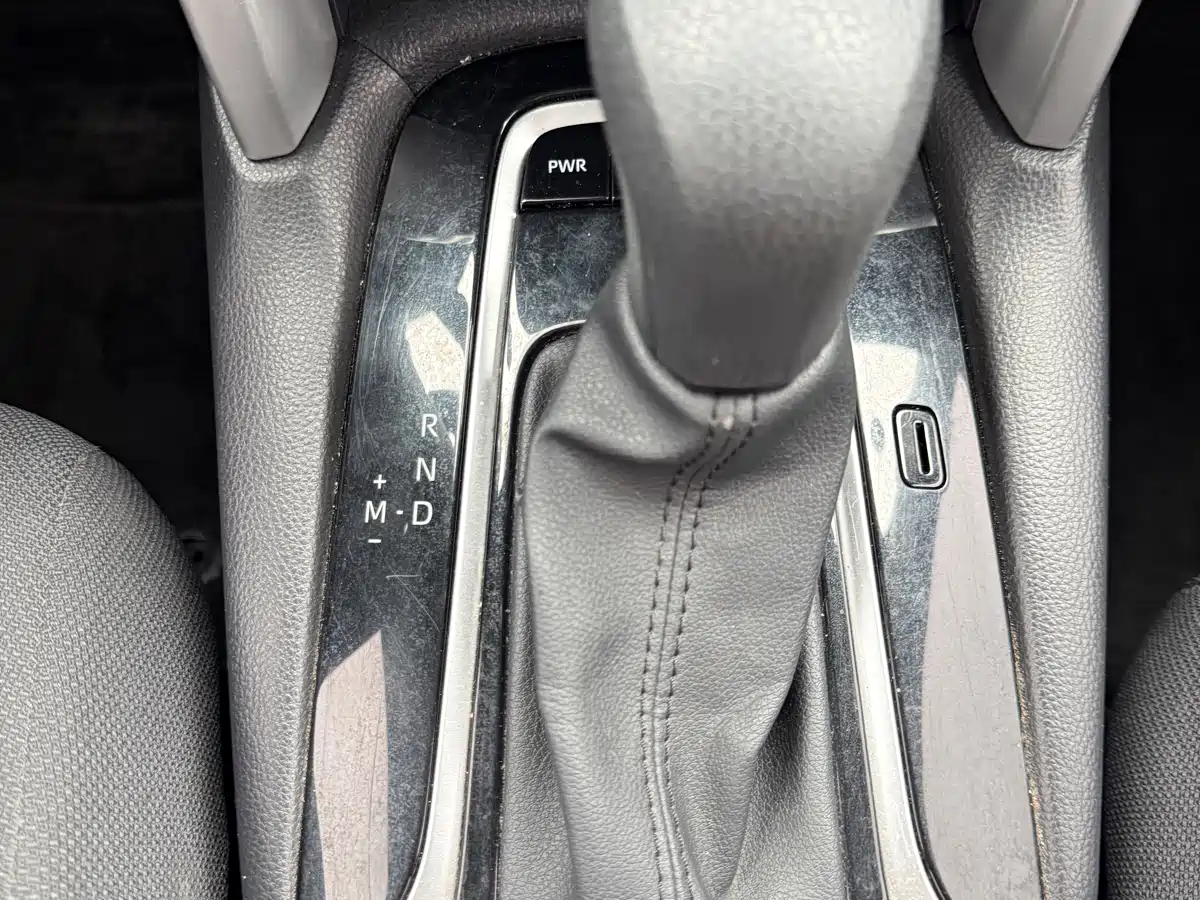 Toyota Frontlander 2024 2.0L CVT Elite Edition фото 17
