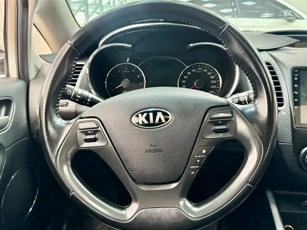 Kia K3 2017 1.6L Automatic 15th Anniversary Special GLS фото 20