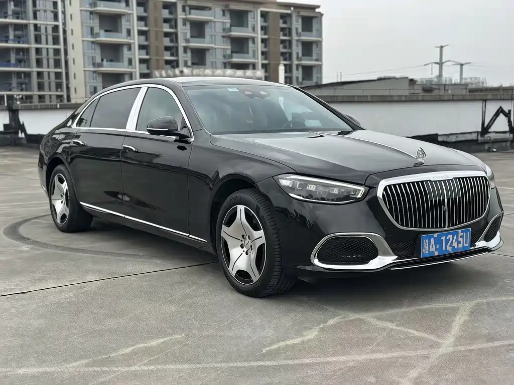 Фото 3 - Mercedes-Benz Maybach S-Class