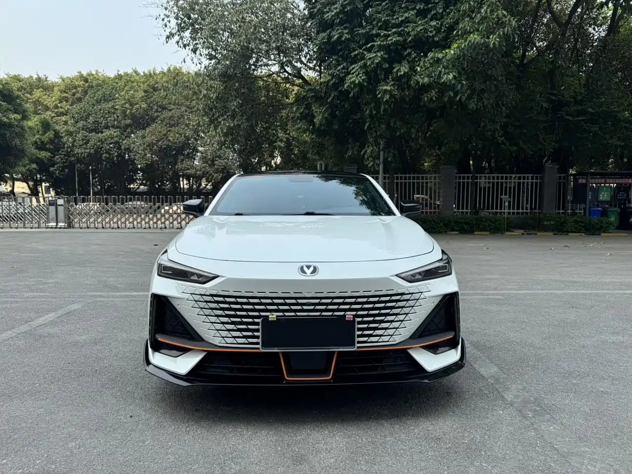 CHANGAN UNI-V