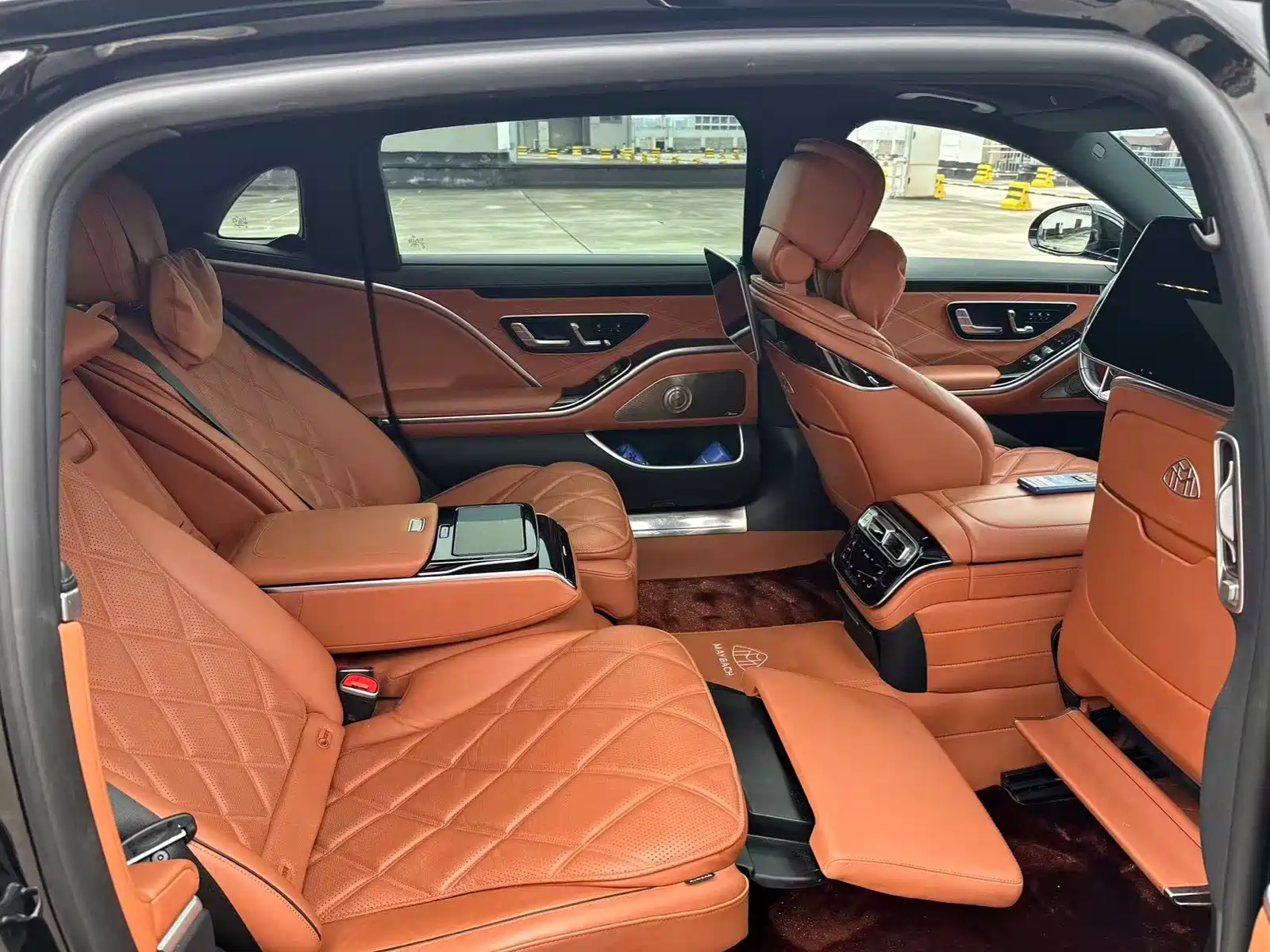 Фото 5 - Mercedes-Benz Maybach S-Class