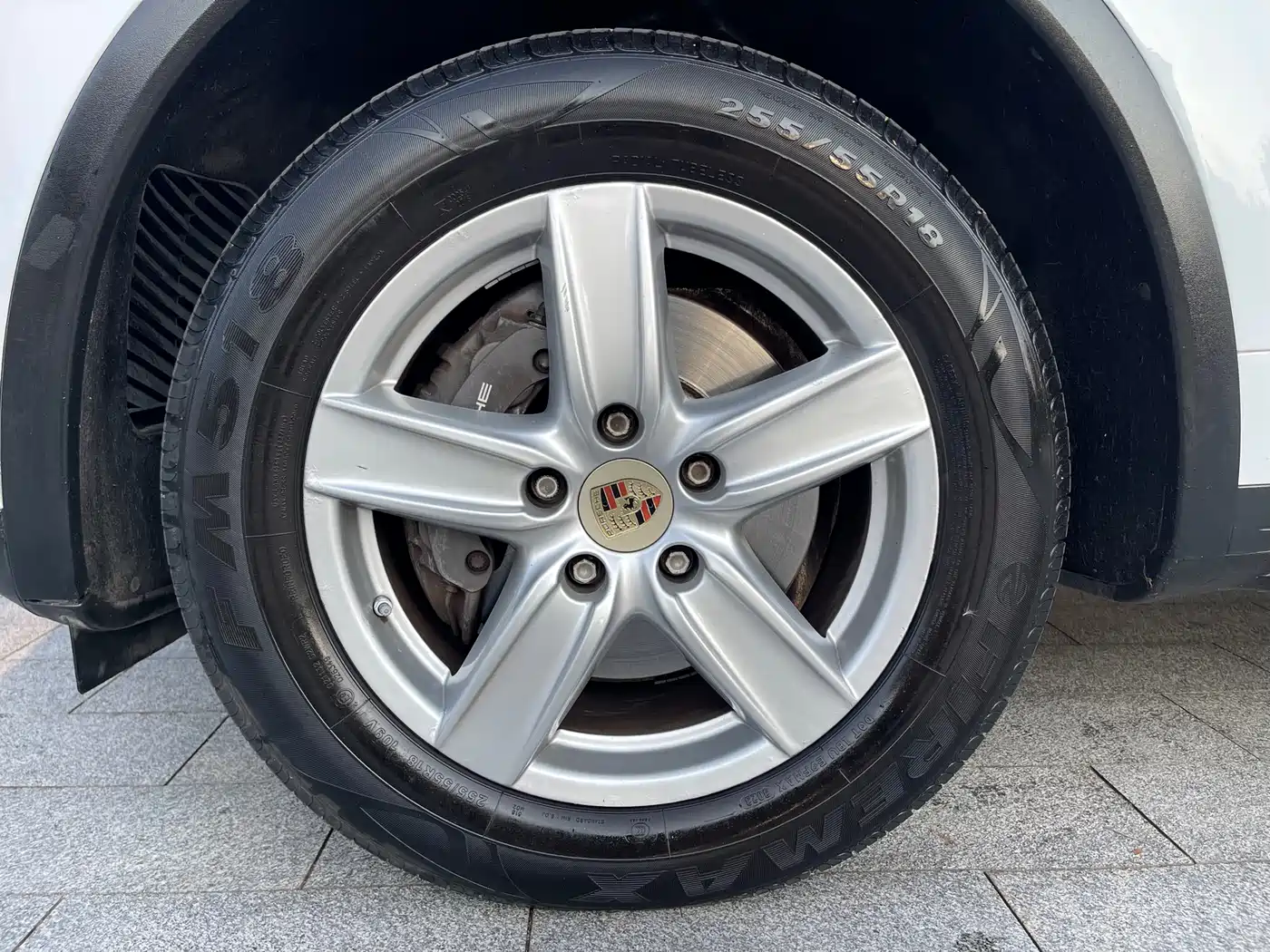 Porsche Cayenne 2011 Cayenne 3.0T фото 23