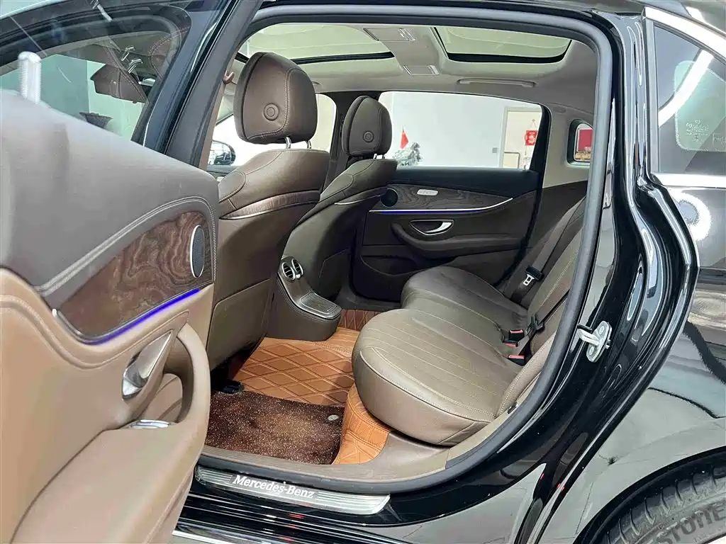Mercedes-Benz E-Class 2022 Model Facelift II E 260 L 4MATIC фото 8