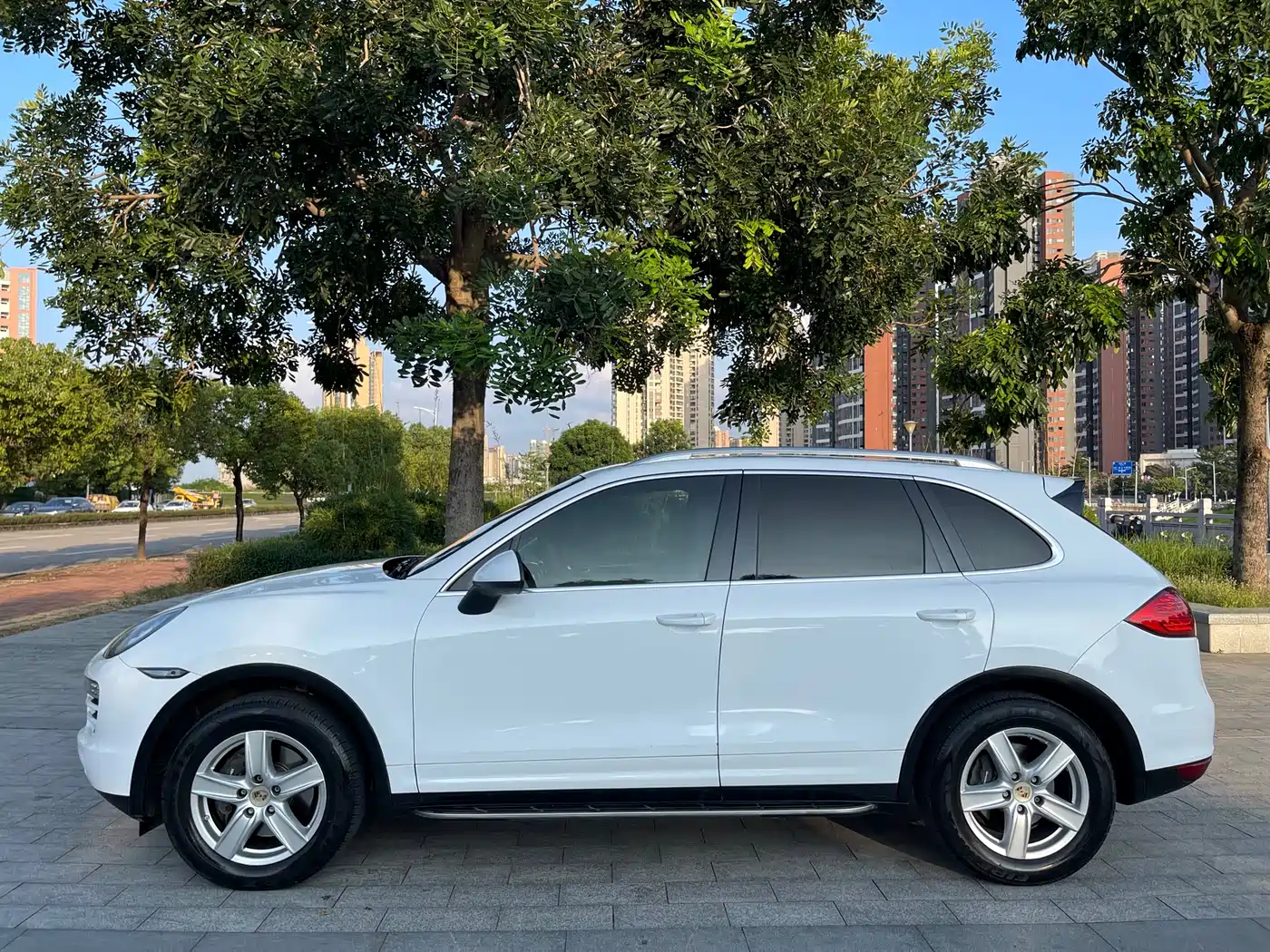 Porsche Cayenne 2011 Cayenne 3.0T фото 25