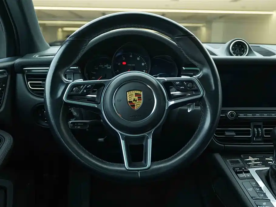Porsche Macan 2020 Macan 2.0T фото 16